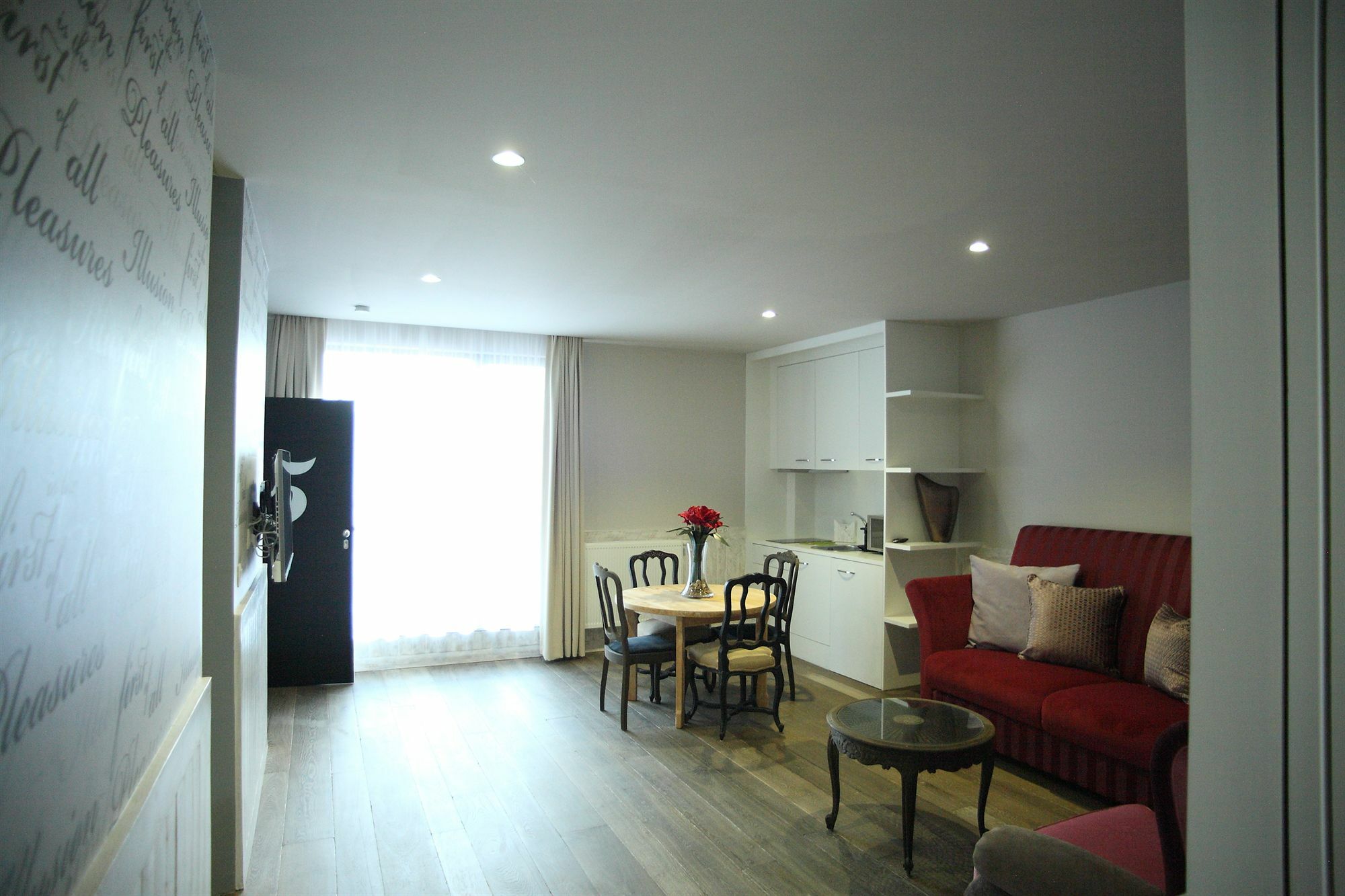 Aparthotel L'Impronta Etterbeek Екстериор снимка