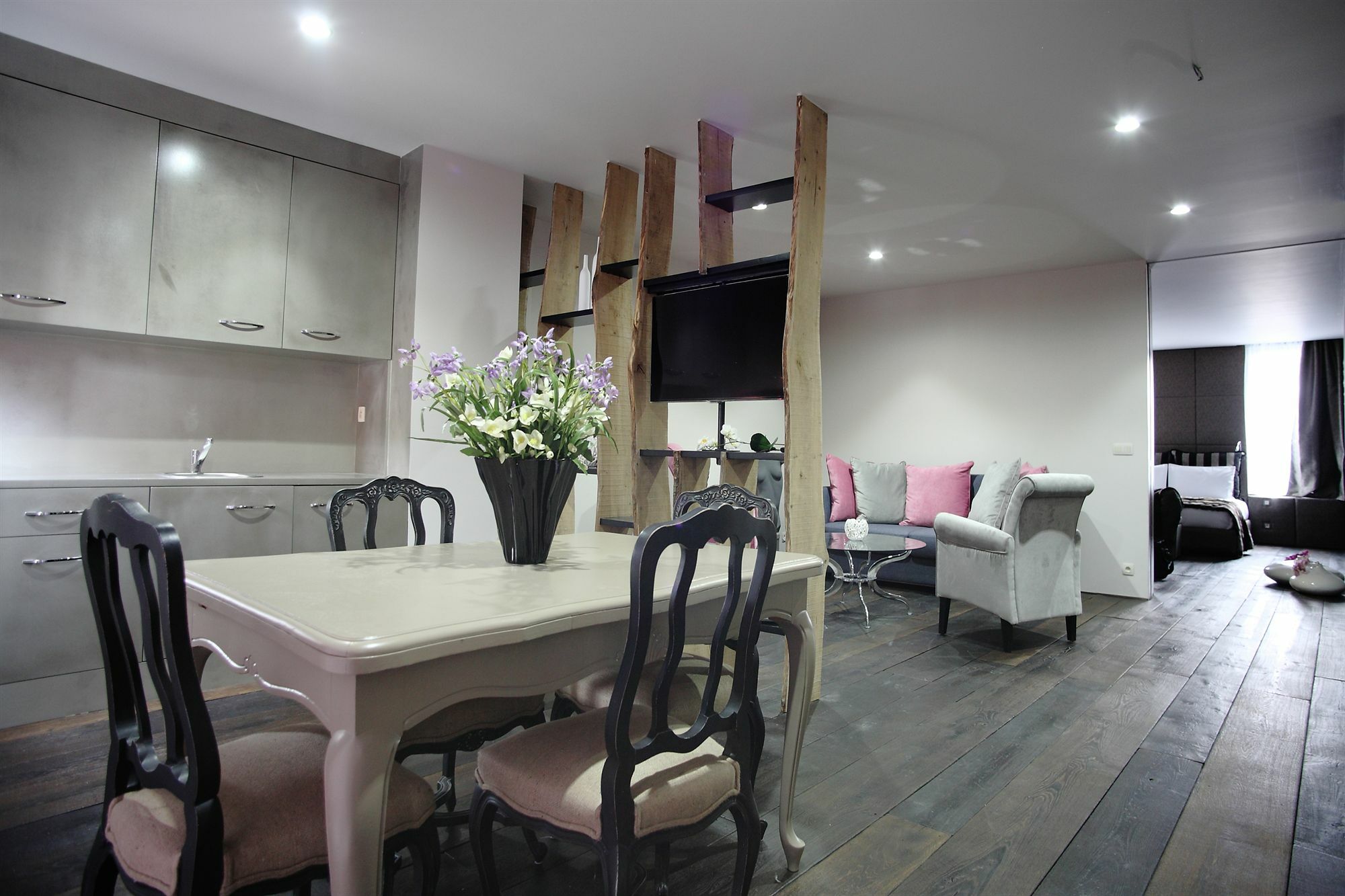 Aparthotel L'Impronta Etterbeek Екстериор снимка